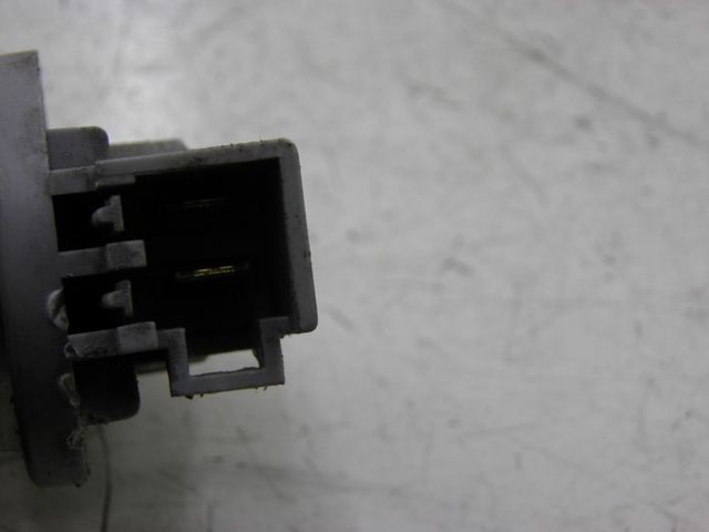 photo de Illuminazione della targa SUZUKI BURGMAN EXECUTIVE 650 (2008 - 2010) - Dettaglio del componente