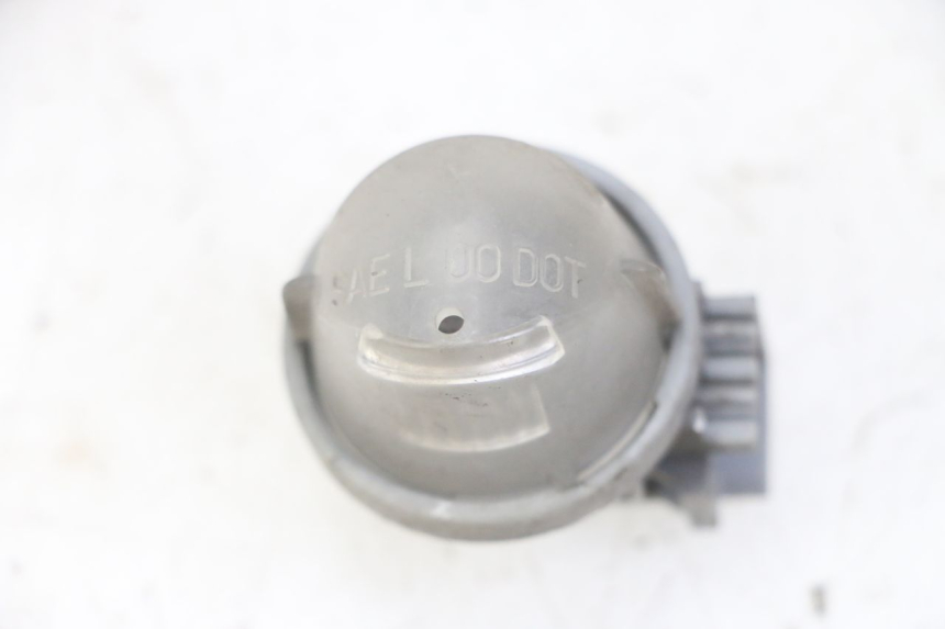 photo de Illuminazione della targa SUZUKI UH BURGMAN 125 (2002 - 2006) - Vista principale