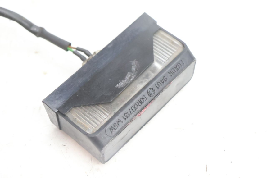 photo de LUCE TARGA PEUGEOT VIVACITY 100 (1999 - 2008) - Dettaglio del componente