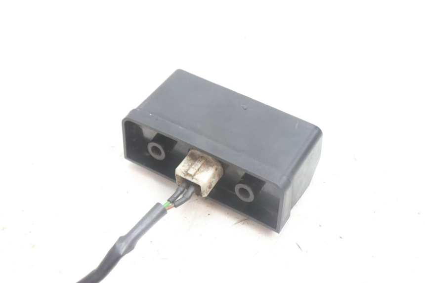 photo de LUCE TARGA PEUGEOT VIVACITY 100 (1999 - 2008) - Primo piano tecnico