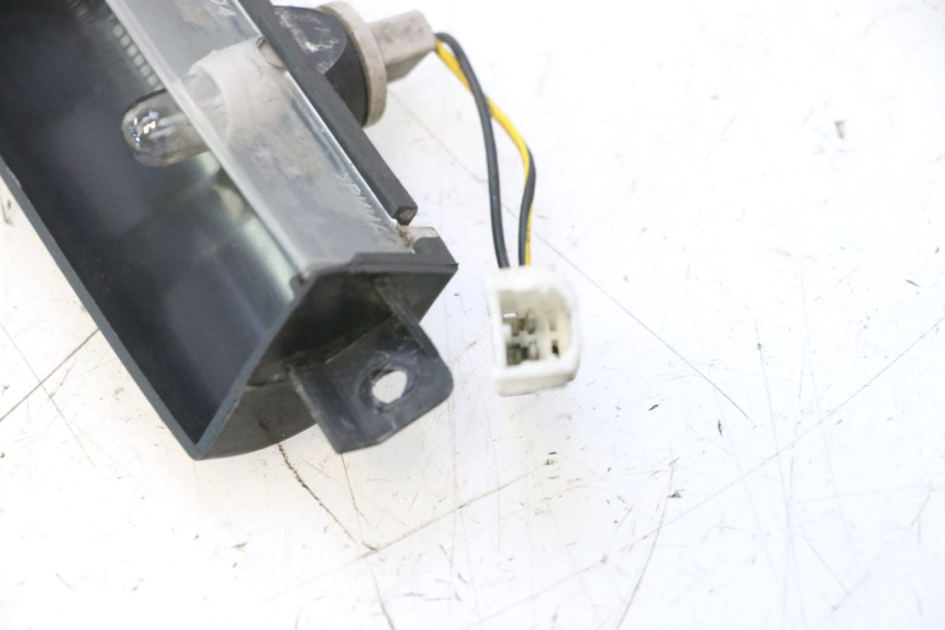 photo de Illuminazione della targa PIAGGIO X8 STREET 125 (2006 - 2007) - Altra angolazione