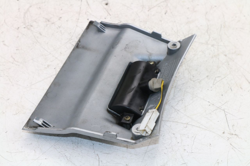 photo de Illuminazione della targa PIAGGIO X8 STREET 125 (2006 - 2007) - Primo piano tecnico