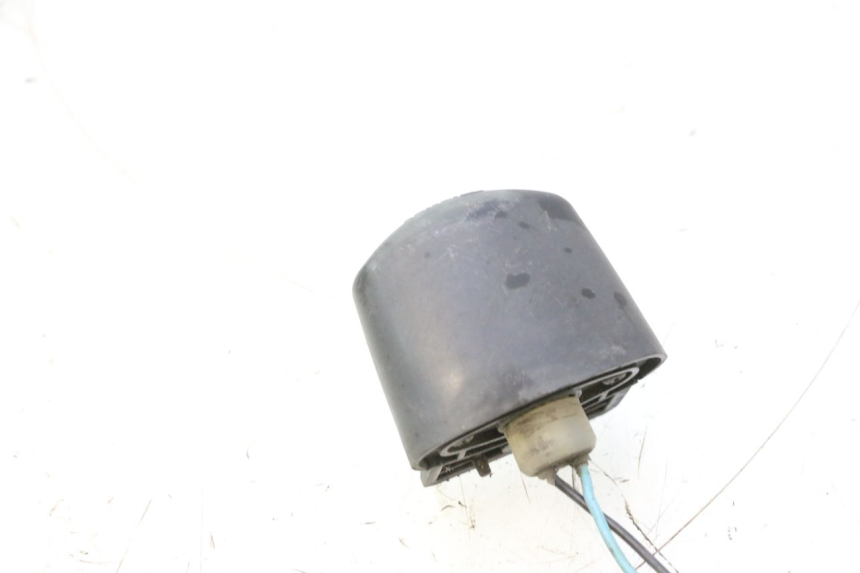 photo de LUCE TARGA YAMAHA YP MAJESTY 125 (1998 - 2001) - Altra angolazione