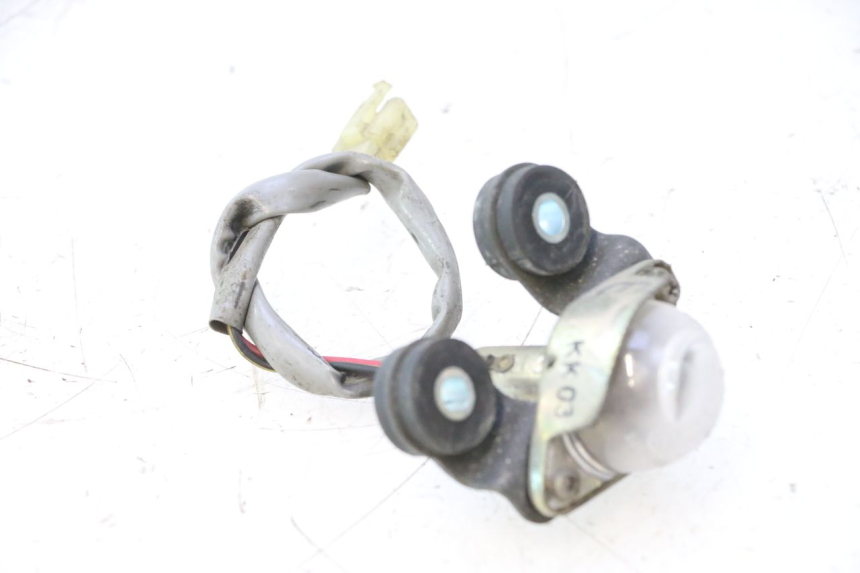 photo de Illuminazione della targa KAWASAKI ZZR 600 (1995 - 2004) - Zoom sullo stato d'uso