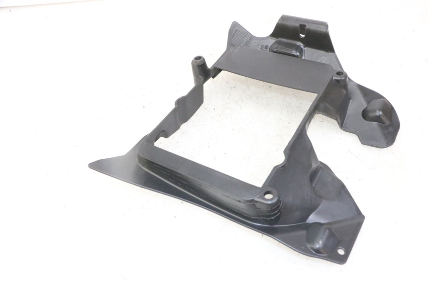 photo de FIANCHETTI RADIATORE PIAGGIO IE MP3 YOURBAN 300 (2011 - 2016) - Zoom sullo stato d'uso