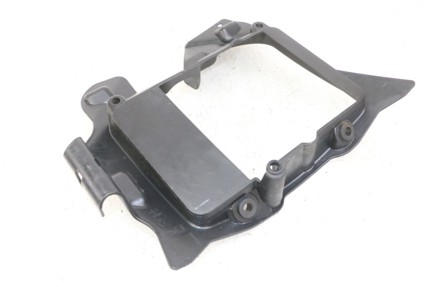 photo de FIANCHETTI RADIATORE PIAGGIO IE MP3 YOURBAN 300 (2011 - 2016) - Altra angolazione