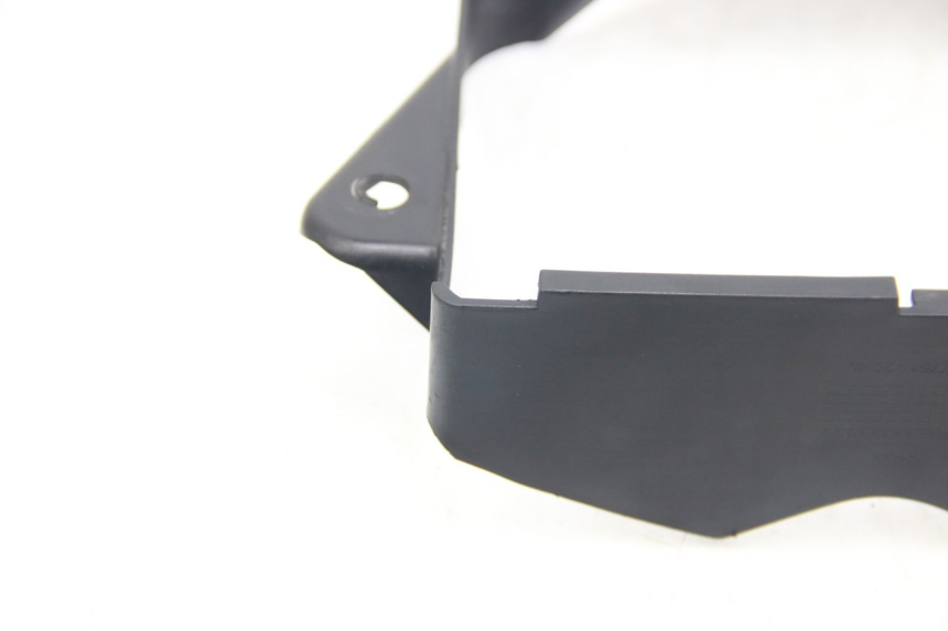 photo de SCUDO RADIATORE SUZUKI SIXTEEN 125 (2008 - 2010) - Ricambio usato controllato