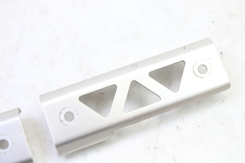 photo de FIANCHETTI RADIATORE SUZUKI SV S 650 (2003 - 2009) - Zoom sullo stato d'uso