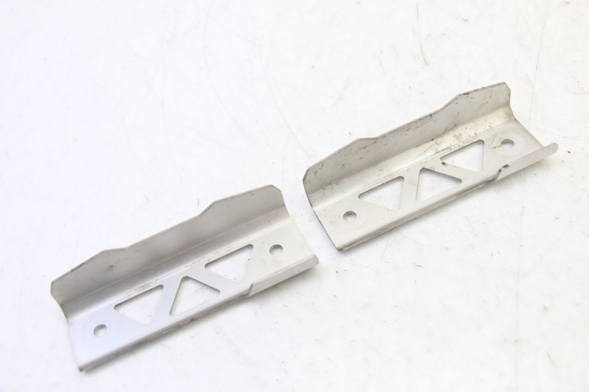 photo de FIANCHETTI RADIATORE SUZUKI SV S 650 (2003 - 2009) - Altra angolazione