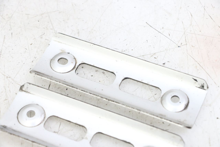 photo de SCUDO RADIATORE YAMAHA FZS FAZER 600 (2001 - 2003) - Zoom sullo stato d'uso