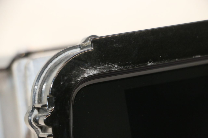 photo de DISPLAY MULTIMEDIALE HARLEY DAVIDSON ROAD GLIDE FLTRXSE 1920 (2018 - 2022) - Dettagli dei punti di fissaggio