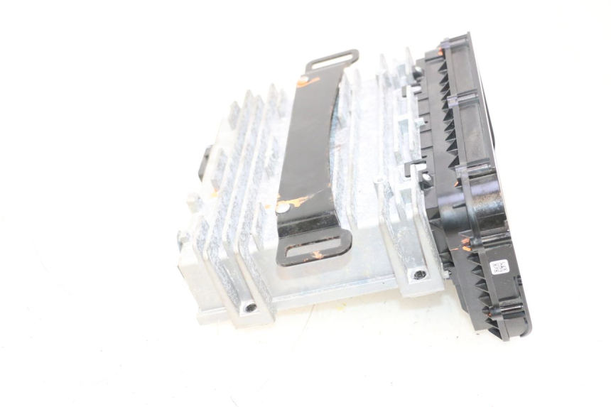 photo de DISPLAY MULTIMEDIALE HARLEY DAVIDSON ROAD GLIDE FLTRXSE 1920 (2018 - 2022) - Ricambio usato controllato