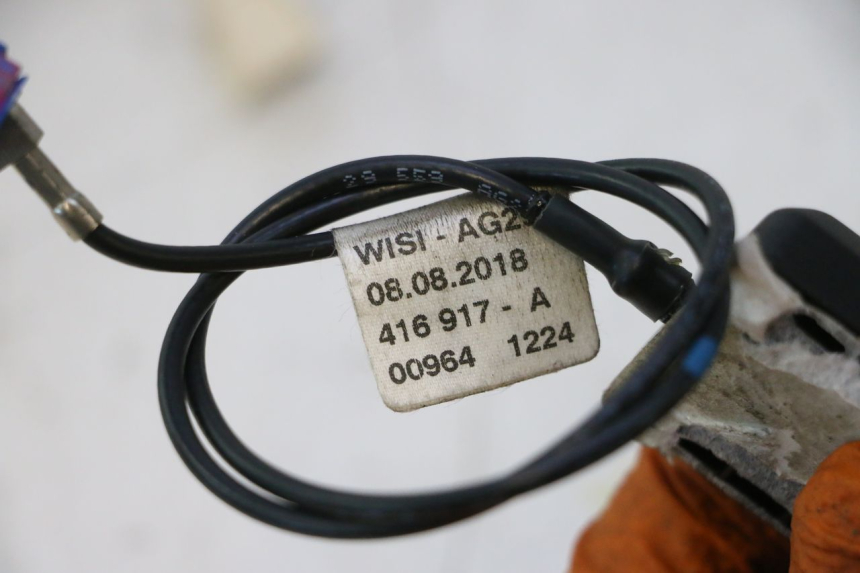 photo de DISPLAY MULTIMEDIALE HARLEY DAVIDSON ROAD GLIDE FLTRXSE 1920 (2018 - 2022) - Altra angolazione