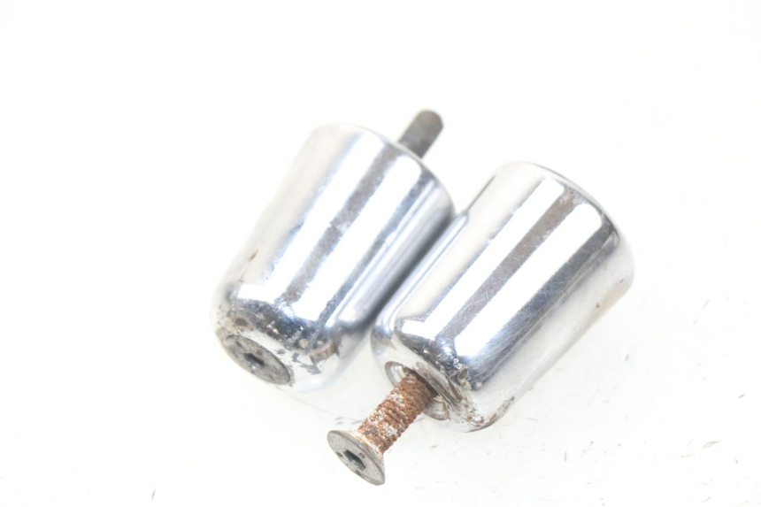 photo de Estremità del manubrio PIAGGIO CARNABY 125 (2007 - 2011) - Zoom sullo stato d'uso