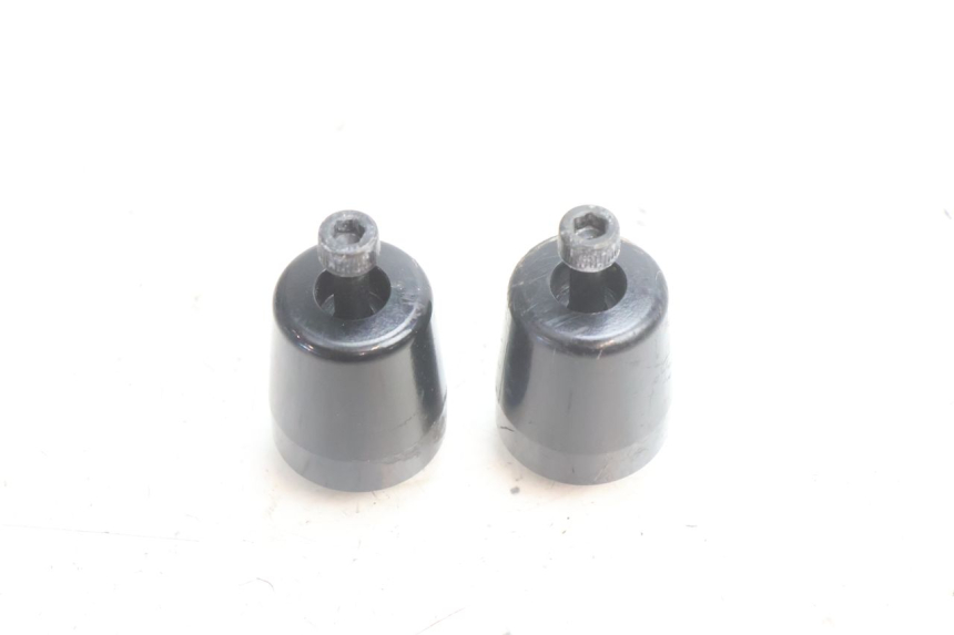photo de Estremità del manubrio YAMAHA FZ8 800 (2010 - 2016) - Dettaglio del componente
