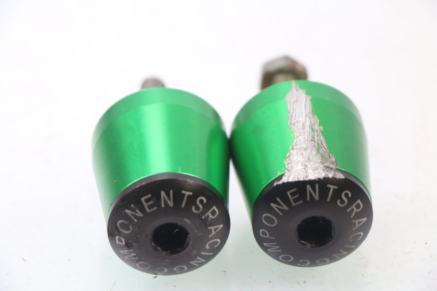 photo de Punta del manubrio SUZUKI GSF N BANDIT 600 (1996 - 1999) - Vista principale