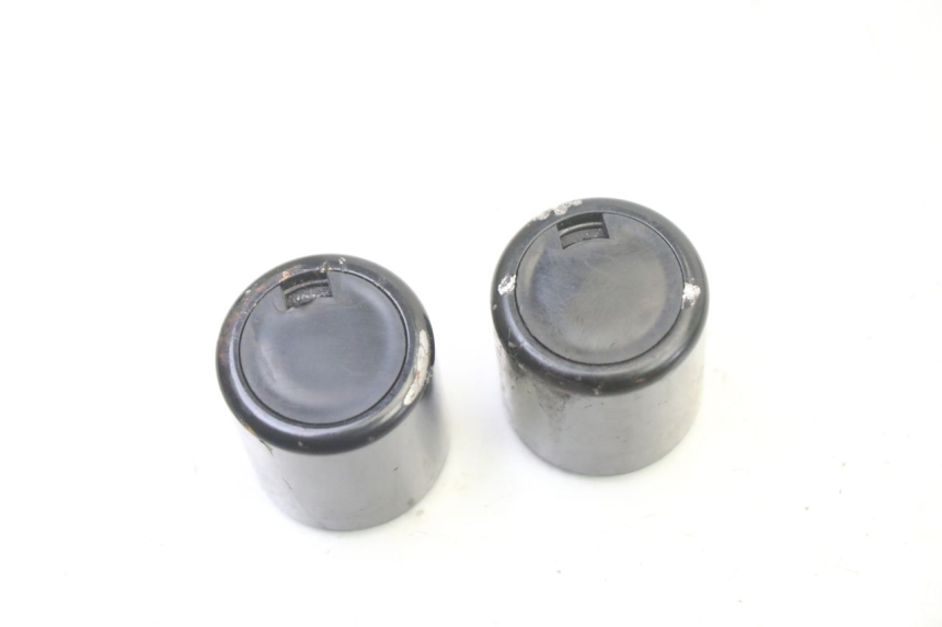 photo de TERMINALI MANUBRIO SUZUKI GSR 750 (2011 - 2017) - Dettaglio del componente