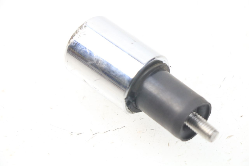 photo de Estremità del manubrio SYM JOYMAX 250 (2013 - 2017) - Zoom sullo stato d'uso