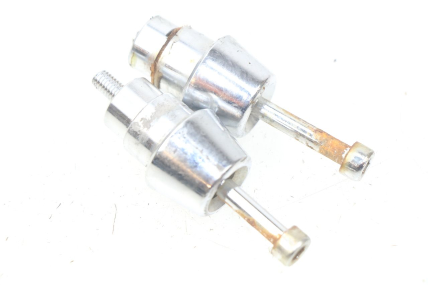 photo de Estremità del manubrio PEUGEOT KISBEE 4T 50 (2018 - 2022) - Zoom sullo stato d'uso