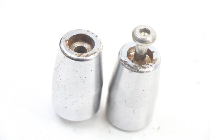 photo de Estremità del manubrio KYMCO GRAND DINK 125 (2008 - 2014) - Zoom sullo stato d'uso