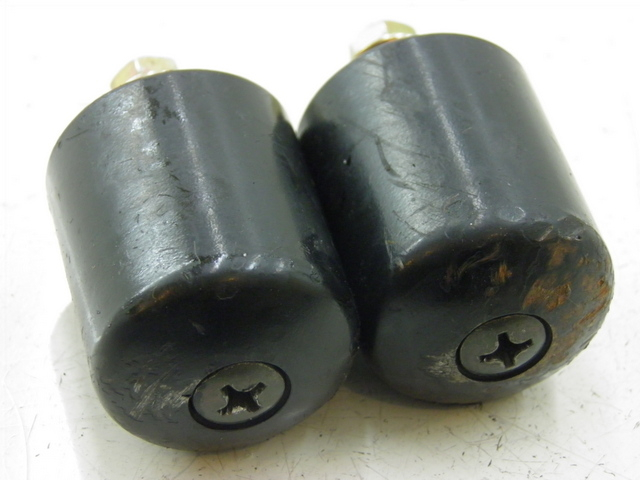 photo de Punta del manubrio KYMCO QUANNON NAKED 125 (2010) - Vista principale