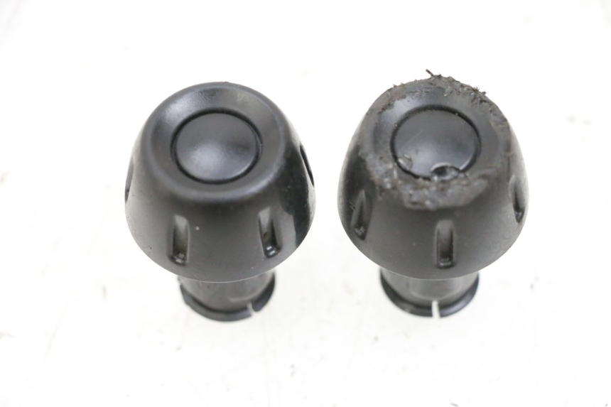 photo de TERMINALI MANUBRIO YAMAHA NEO'S CORE 1 (2022 - 2026) - Vista principale