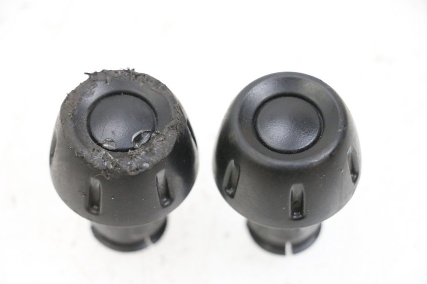 photo de TERMINALI MANUBRIO YAMAHA NEO'S CORE 1 (2022 - 2026) - Zoom sullo stato d'uso