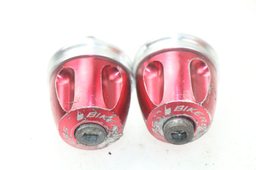 photo de Estremità del manubrio HONDA PCX (JF47) 125 (2012 - 2013) - Dettaglio del componente