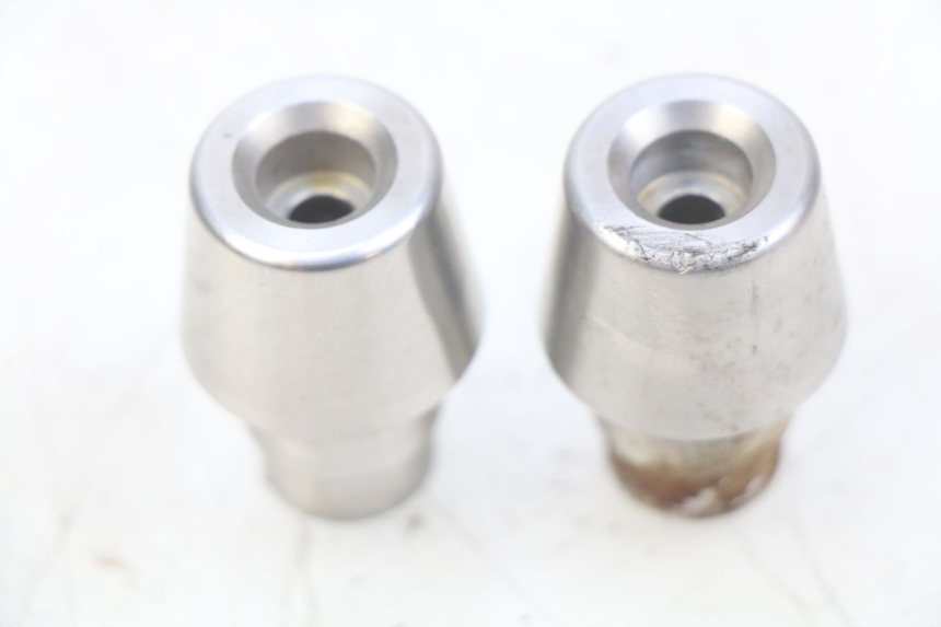 photo de PUNTA DEL MANUBRIO PEUGEOT SATELIS 125 (2010 - 2012) - Vista principale