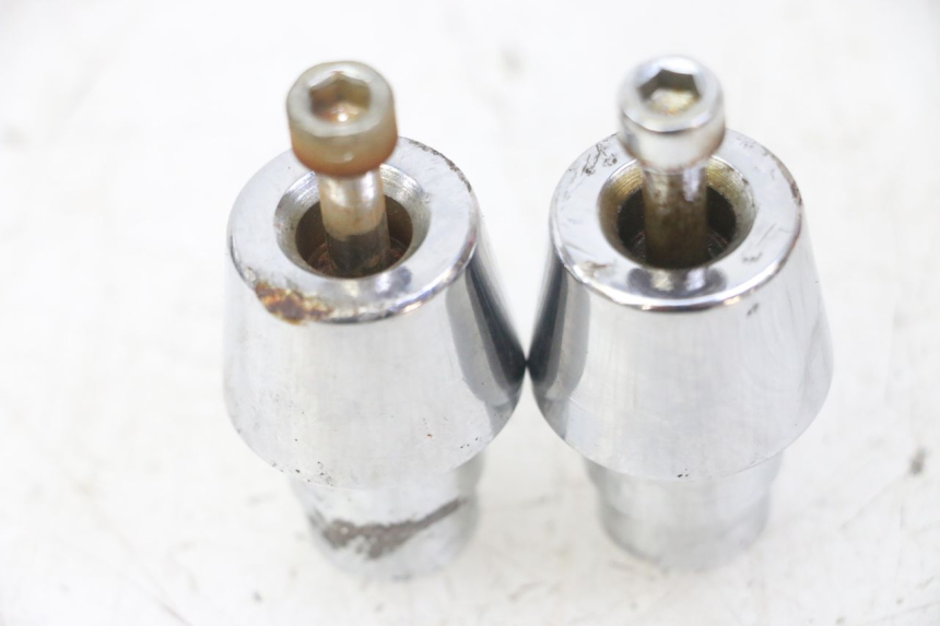 photo de TERMINALI MANUBRIO PEUGEOT SATELIS 125 (2013 - 2018) - Primo piano tecnico