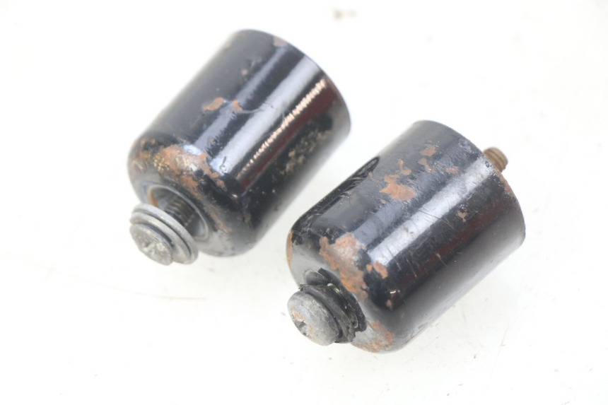 photo de PUNTA DEL MANUBRIO SUZUKI SIXTEEN 125 (2008 - 2010) - Zoom sullo stato d'uso