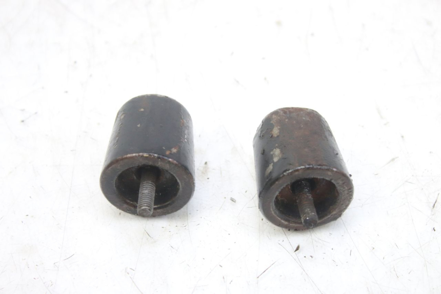 photo de PUNTA DEL MANUBRIO TRIUMPH SPRINT ST 955 (1999 - 2001) - Zoom sullo stato d'uso