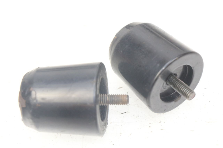 photo de Estremità del manubrio APRILIA SRV 850 (2012 - 2017) - Zoom sullo stato d'uso