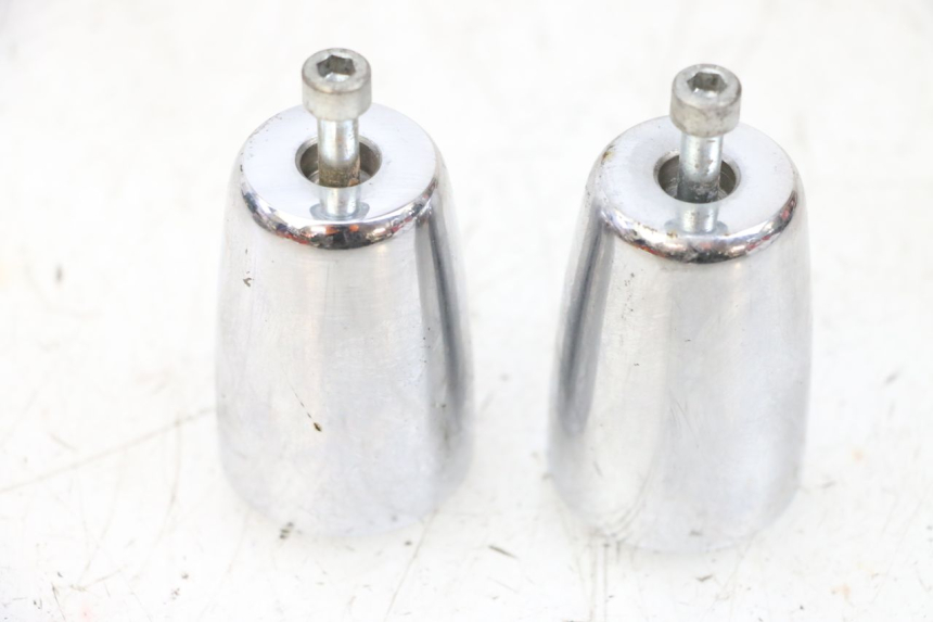 photo de PUNTA MANUBRIO PIAGGIO VESPA GTS SUPER IE 125 (2009 - 2016) - Altra angolazione