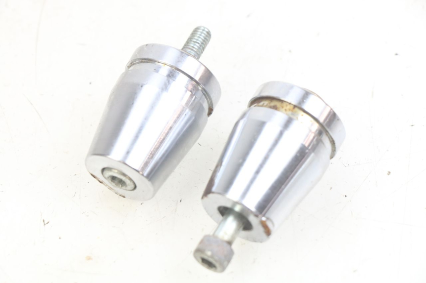 photo de PUNTA DEL MANUBRIO DAELIM VJ ROADWIN FI 125 (2008 - 2017) - Dettaglio del componente