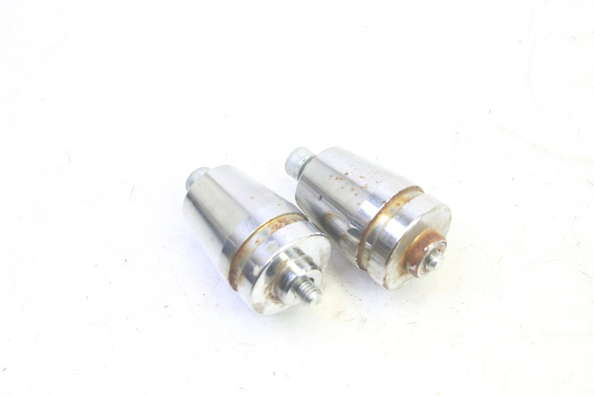 photo de PUNTA DEL MANUBRIO DAELIM VJ ROADWIN FI 125 (2008 - 2017) - Dettagli dei punti di fissaggio