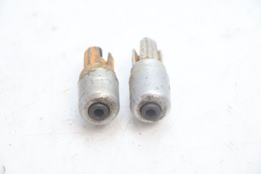photo de PUNTA MANUBRIO YAMAHA YP MAJESTY 125 (2002 - 2006) - Dettaglio del componente