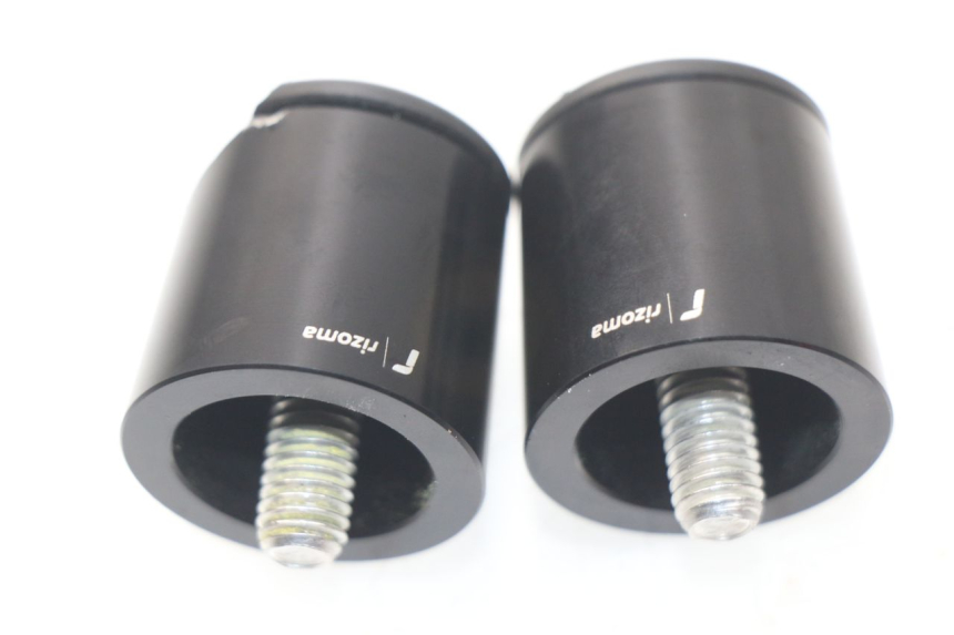 photo de Estremità del manubrio KAWASAKI Z Z900 900 (2017 - 2019) - Zoom sullo stato d'uso