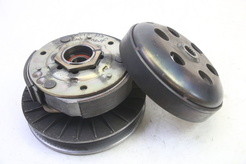 photo de FRIZIONE QUADRO 4 4D 350 (2015 - 2018) - Altra angolazione