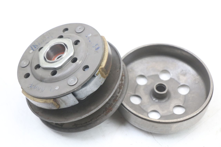 photo de FRIZIONE KYMCO AGILITY 4T 50 (2005 - 2018) - Dettaglio del componente