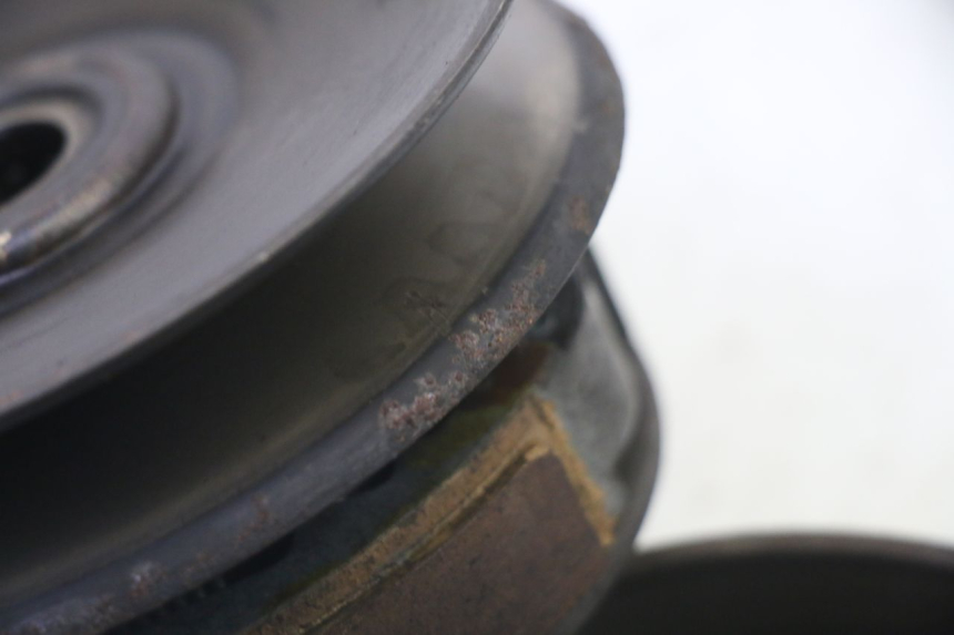 photo de FRIZIONE KYMCO AGILITY 4T 50 (2005 - 2018) - Stato della superficie e materiale