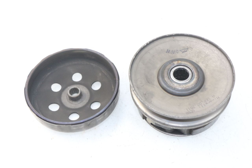 photo de FRIZIONE MBK BOOSTER SPIRIT NAKED 50 (2004 - 2017) - Primo piano tecnico