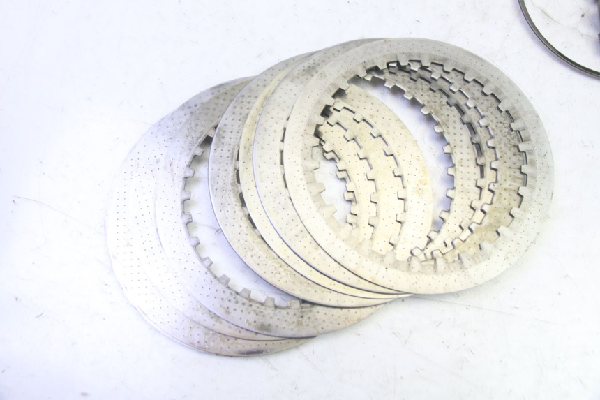 photo de FRIZIONE MV AGUSTA BRUTALE R WALLY 910 (2008 - 2008) - Dettagli dei punti di fissaggio