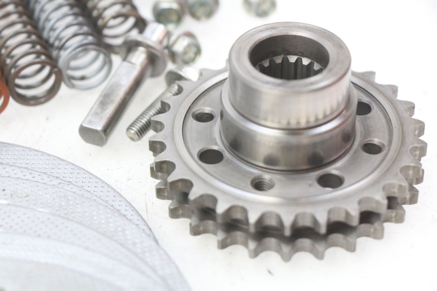 photo de FRIZIONE ROYAL ENFIELD BULLET CLASSIC 500 (2017 - 2020) - Foto prodotto supplementare