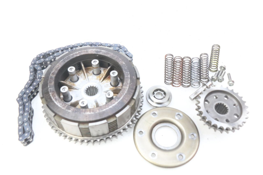 photo de FRIZIONE ROYAL ENFIELD BULLET CLASSIC 500 (2017 - 2020) - Primo piano tecnico