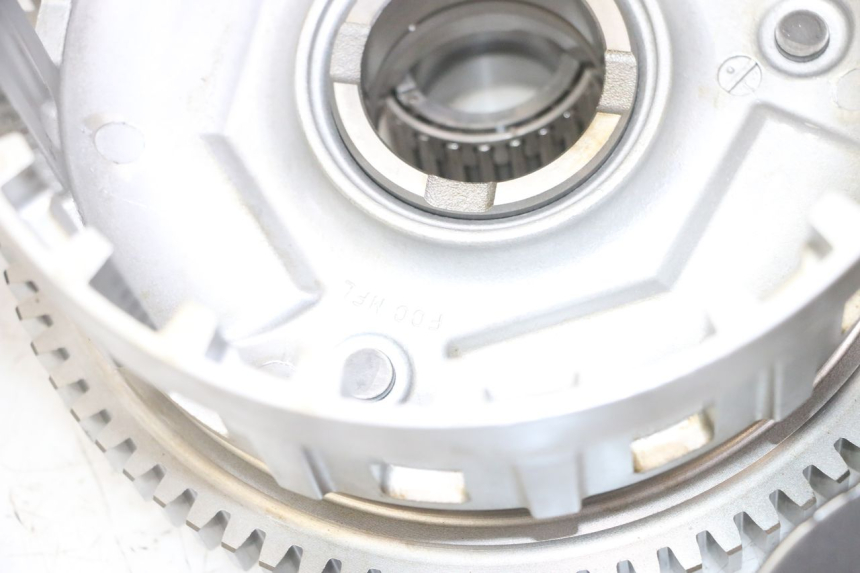 photo de FRIZIONE HONDA CB R 1000 (2018 - 2023) - Angolazione alternativa