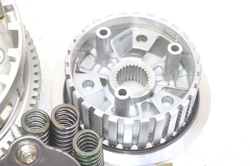 photo de FRIZIONE HONDA CB R 1000 (2018 - 2023) - Altra angolazione