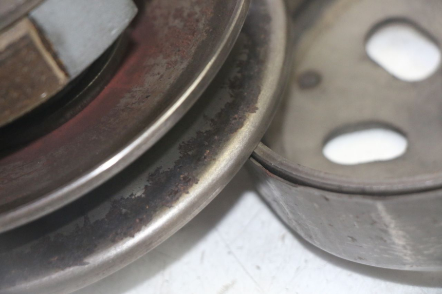 photo de FRIZIONE SYM CROX 4T 50 (2016 - 2023) - Stato della superficie e materiale