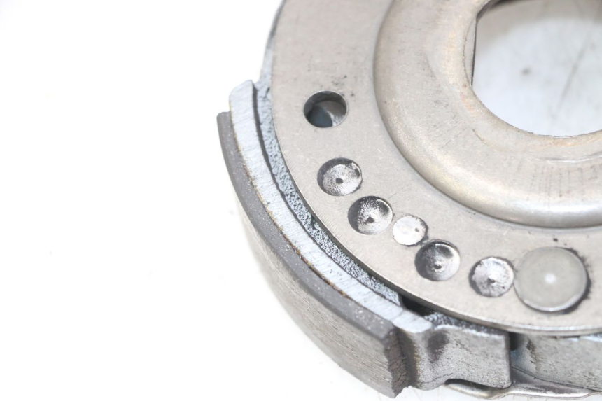 photo de FRIZIONE PEUGEOT ELYSTAR 125 (2002 - 2007) - Primo piano tecnico