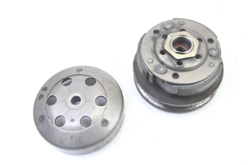 photo de FRIZIONE PEUGEOT ELYSTAR 50 (2002 - 2014) - Dettagli dei punti di fissaggio